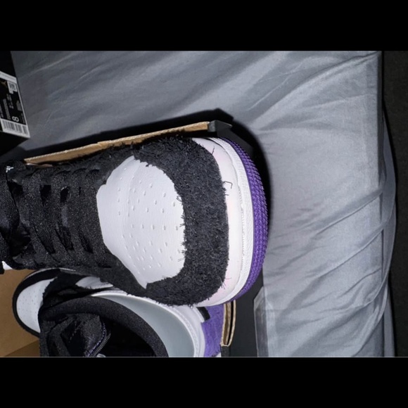 Air Jordan 1 Mid - Picture 3 of 4